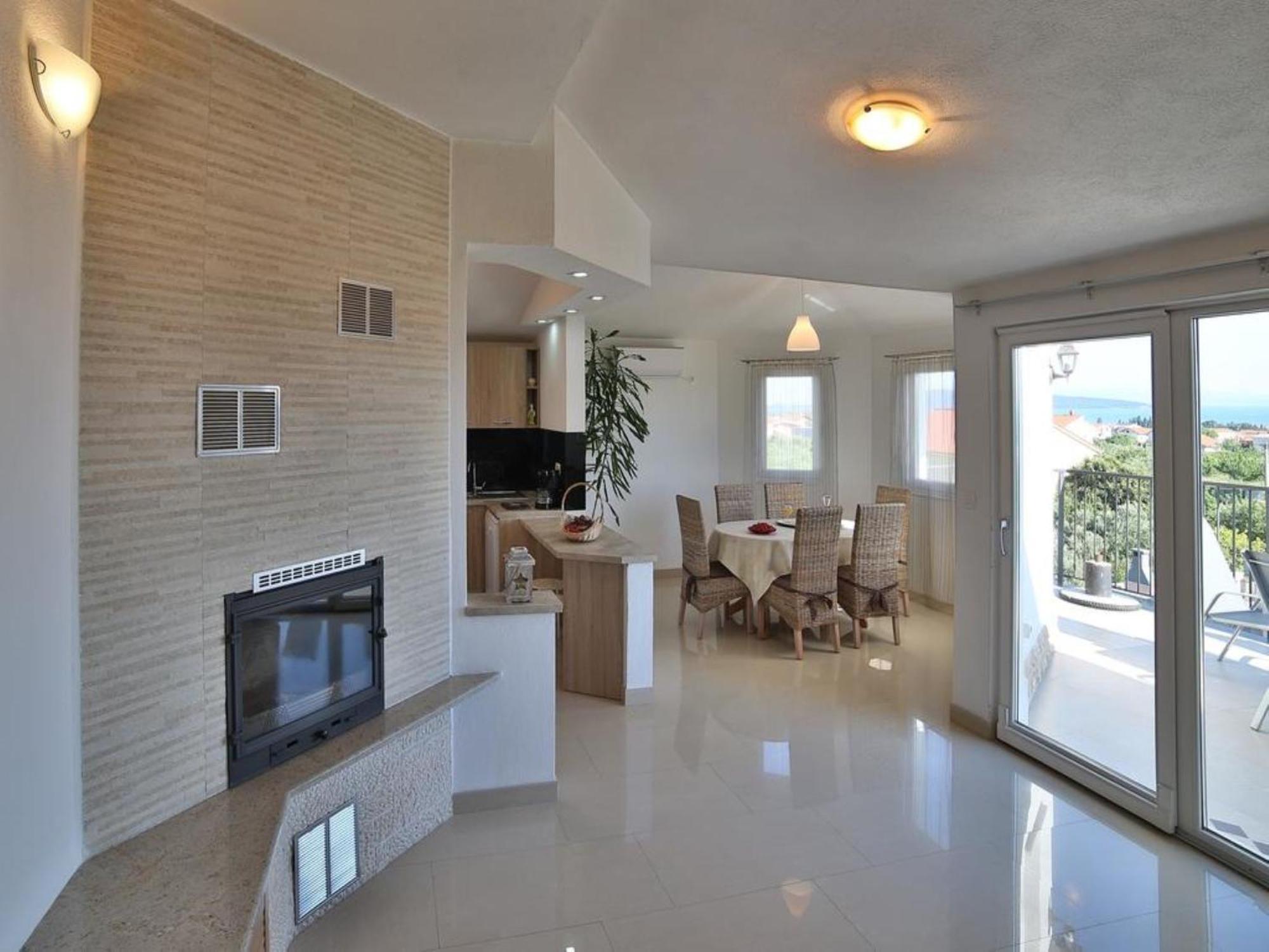 Kaštela Holiday Home Chester With Heated Pool חדר תמונה