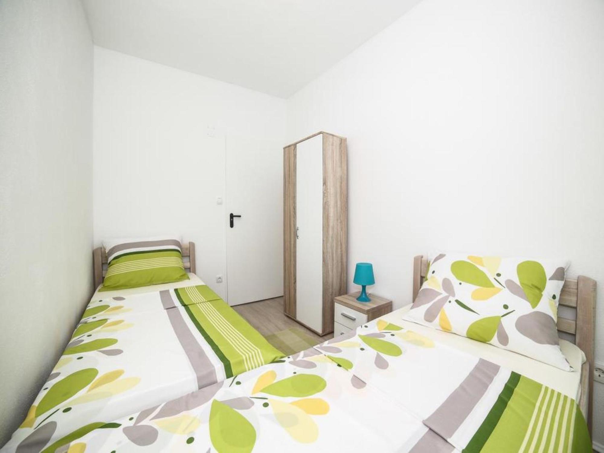 Kaštela Holiday Home Chester With Heated Pool חדר תמונה